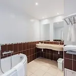 Hotel Esatitude 3*