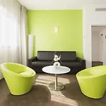 Hotel Esatitude 3*