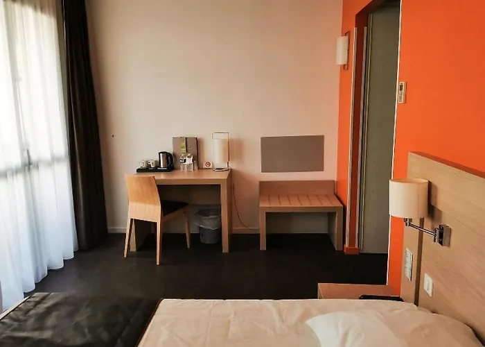 Esatitude Hotel Nice